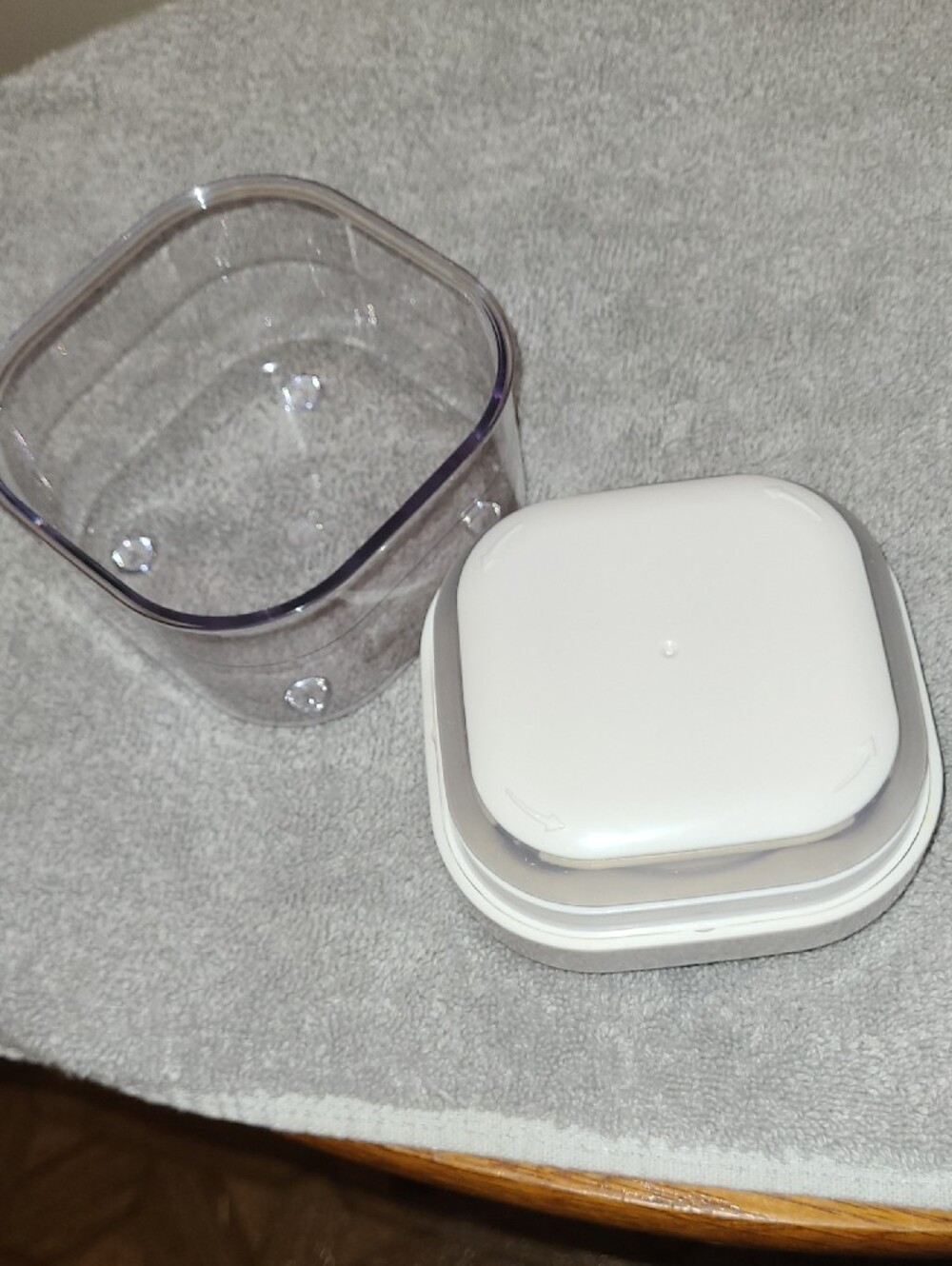 Oxo Pop Containers - 2-Piece Set - Picture 5 of 8